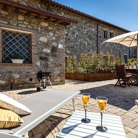 Appartamento In Casale Con Piscina Casa I Pavoni Chianni Luaran gambar