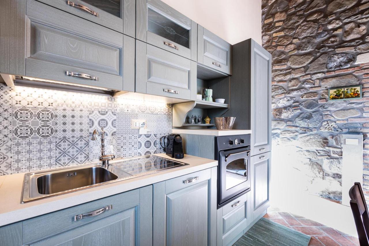 Appartamento In Casale Con Piscina Casa I Pavoni Chianni Luaran gambar